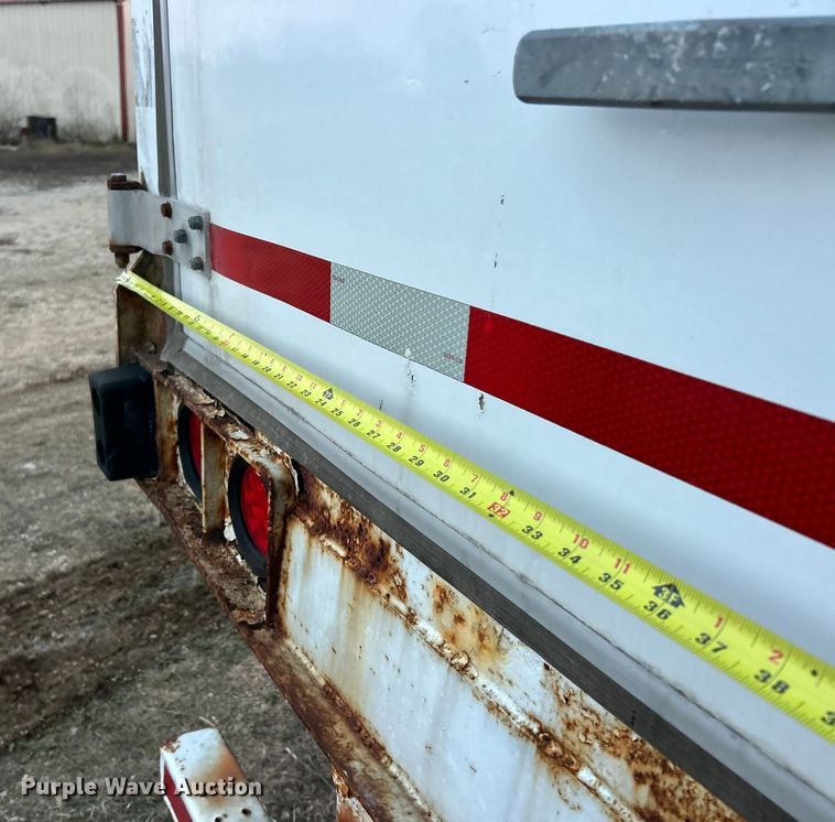 image for item ET6878 2009 Wabash dry van trailer