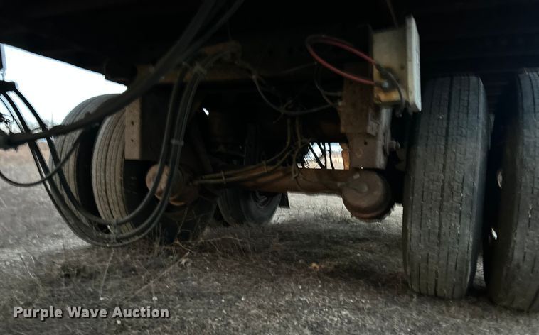 image for item ET6878 2009 Wabash dry van trailer