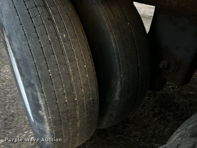 image for item ET6878 2009 Wabash dry van trailer