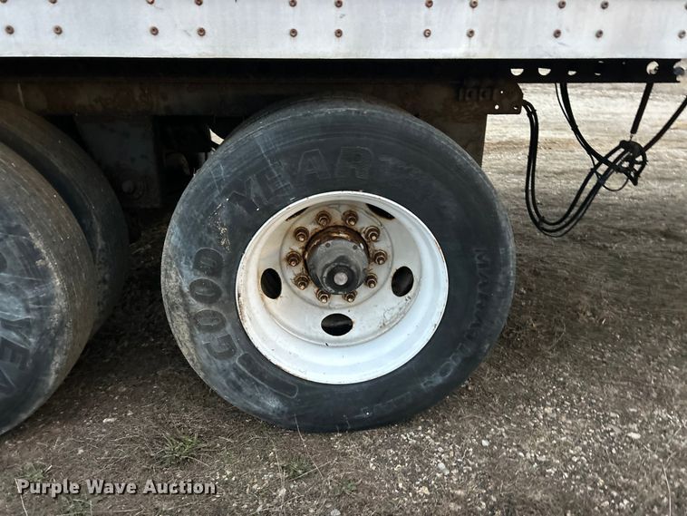 image for item ET6878 2009 Wabash dry van trailer