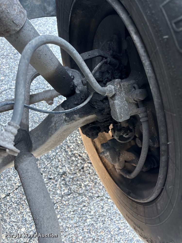 image for item ET8644 2012 Mitsubishi FE160 box truck