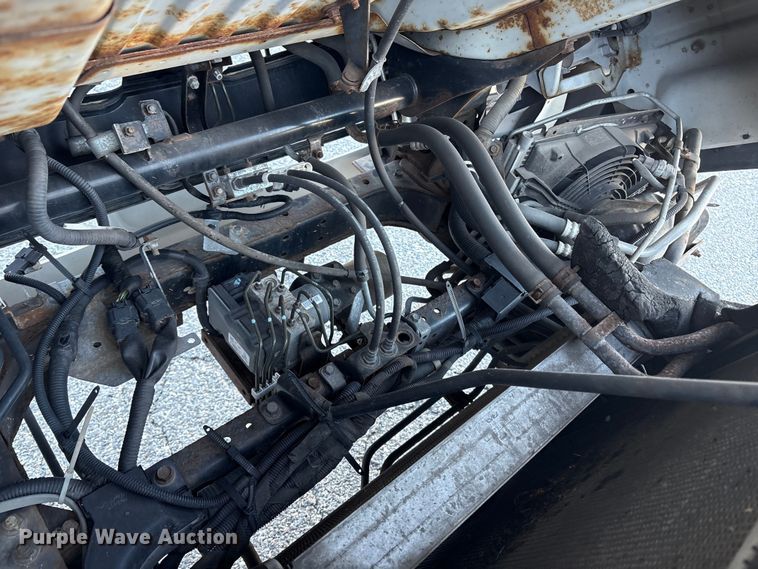 image for item ET8644 2012 Mitsubishi FE160 box truck