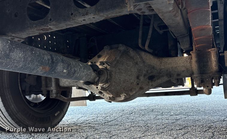 image for item ET8644 2012 Mitsubishi FE160 box truck