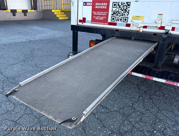 image for item ET8644 2012 Mitsubishi FE160 box truck