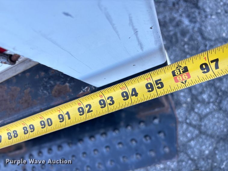 image for item ET8644 2012 Mitsubishi FE160 box truck