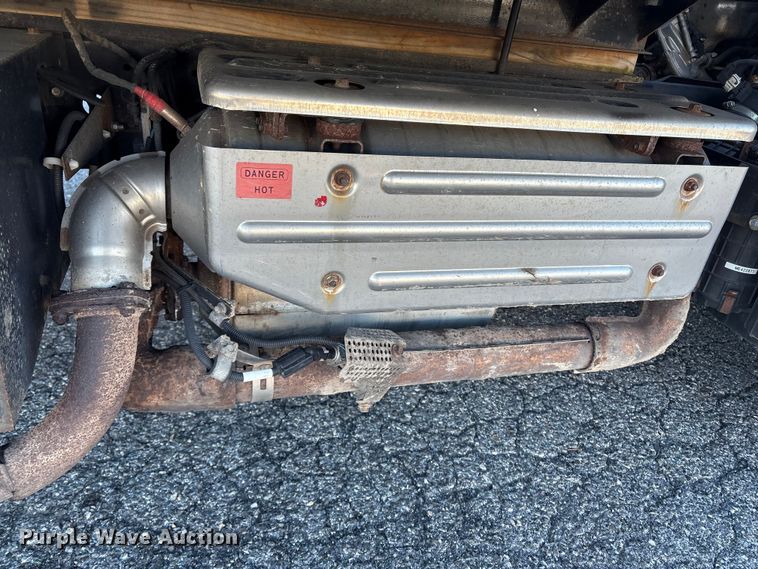 image for item ET8644 2012 Mitsubishi FE160 box truck