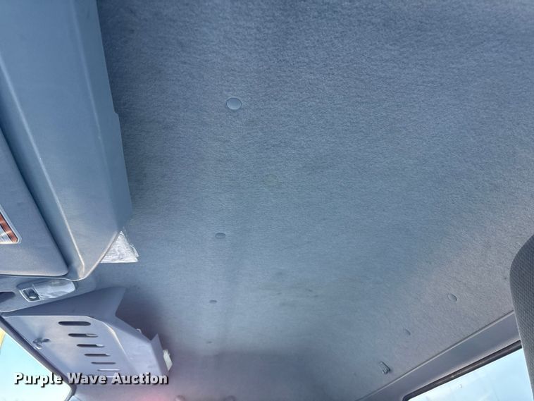 image for item ET8644 2012 Mitsubishi FE160 box truck