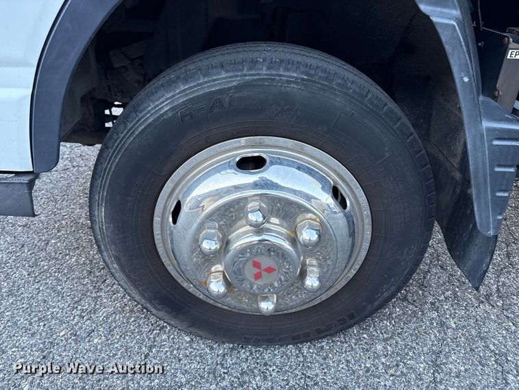 image for item ET8644 2012 Mitsubishi FE160 box truck