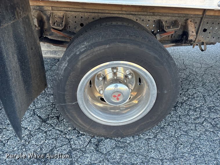 image for item ET8644 2012 Mitsubishi FE160 box truck