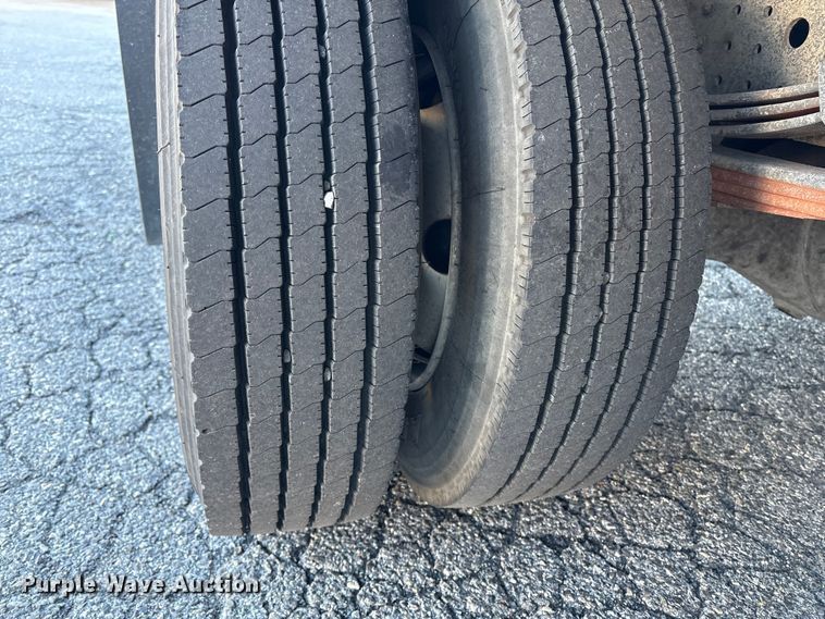 image for item ET8644 2012 Mitsubishi FE160 box truck