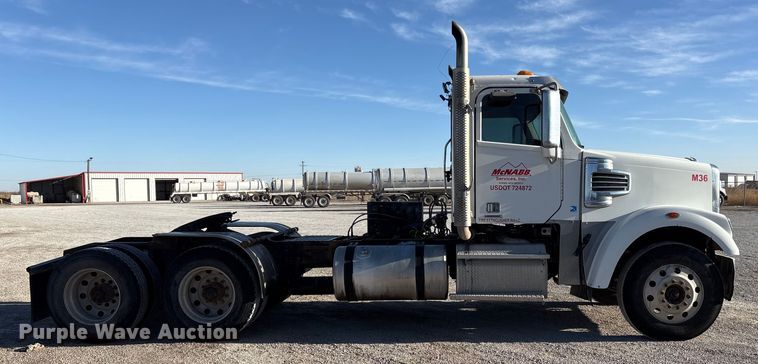 image for item EU4787 2014 Freightliner Coronado semi truck