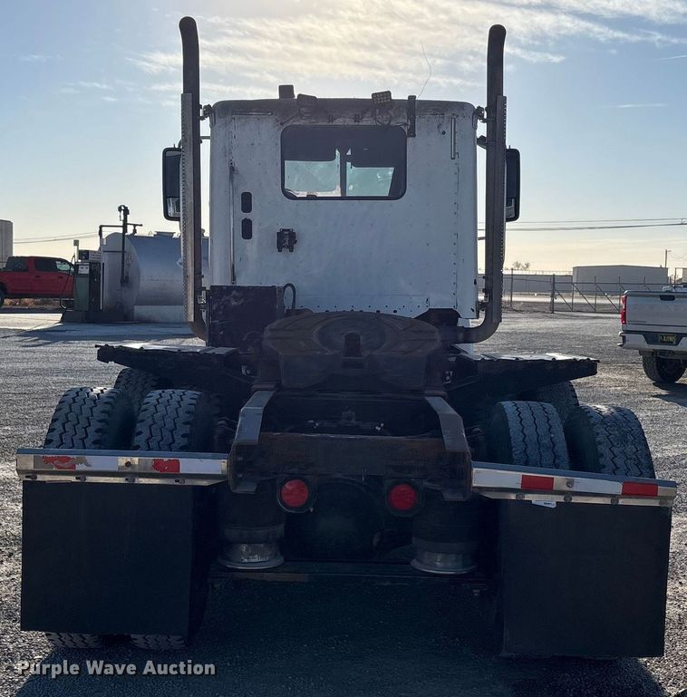 image for item EU4787 2014 Freightliner Coronado semi truck