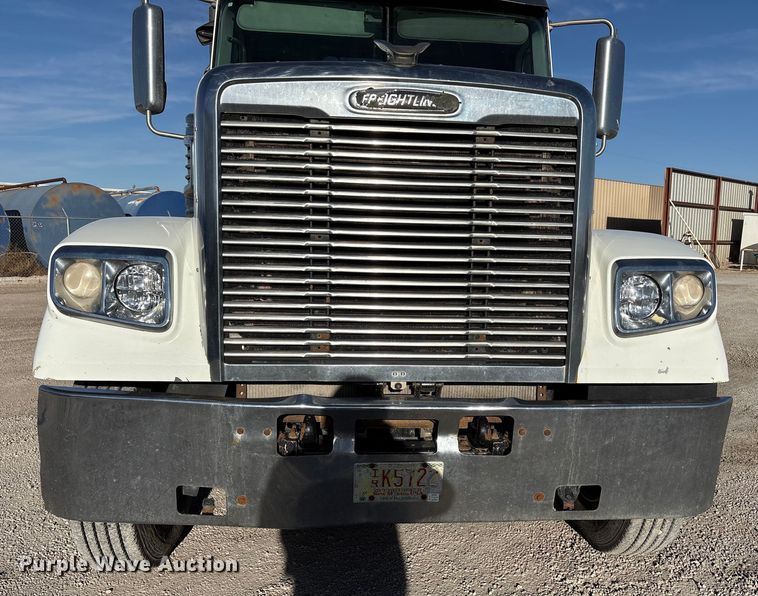 image for item EU4787 2014 Freightliner Coronado semi truck