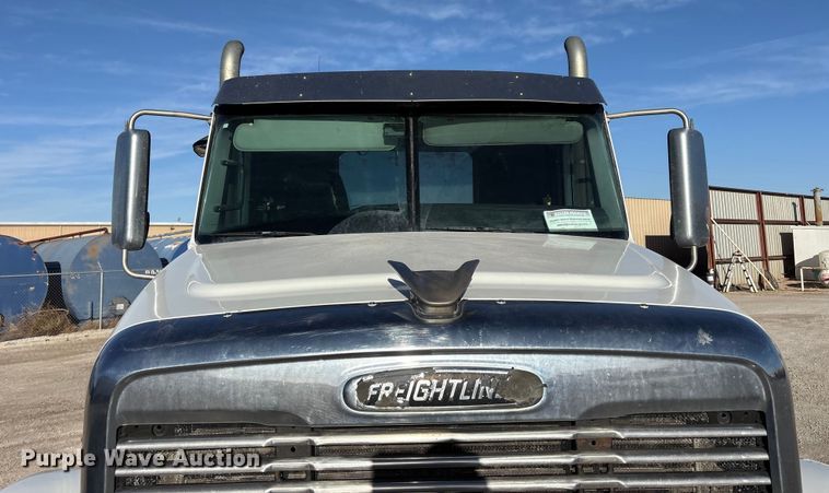 image for item EU4787 2014 Freightliner Coronado semi truck