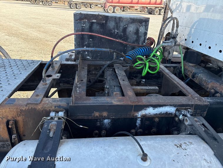 image for item EU4787 2014 Freightliner Coronado semi truck