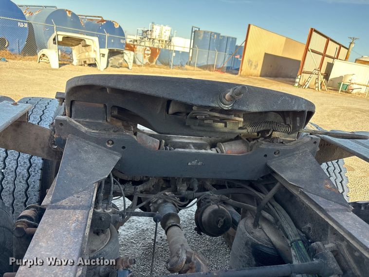 image for item EU4787 2014 Freightliner Coronado semi truck