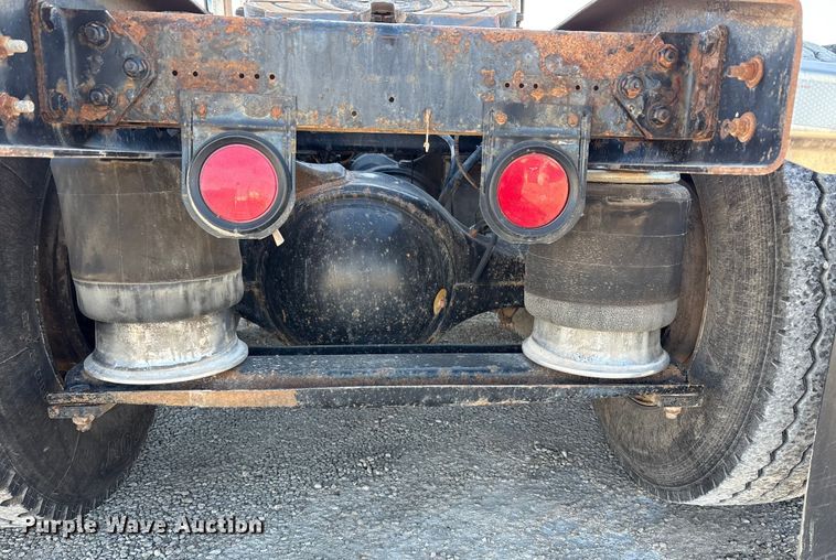 image for item EU4787 2014 Freightliner Coronado semi truck