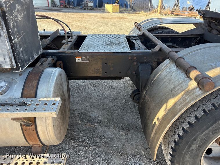 image for item EU4787 2014 Freightliner Coronado semi truck