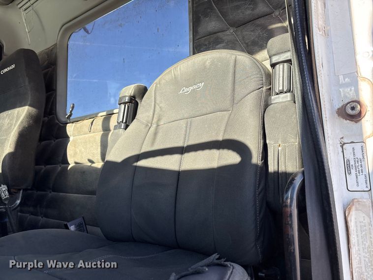 image for item EU4787 2014 Freightliner Coronado semi truck