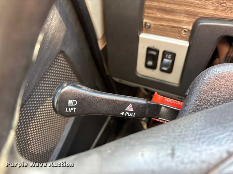 image for item EU4787 2014 Freightliner Coronado semi truck