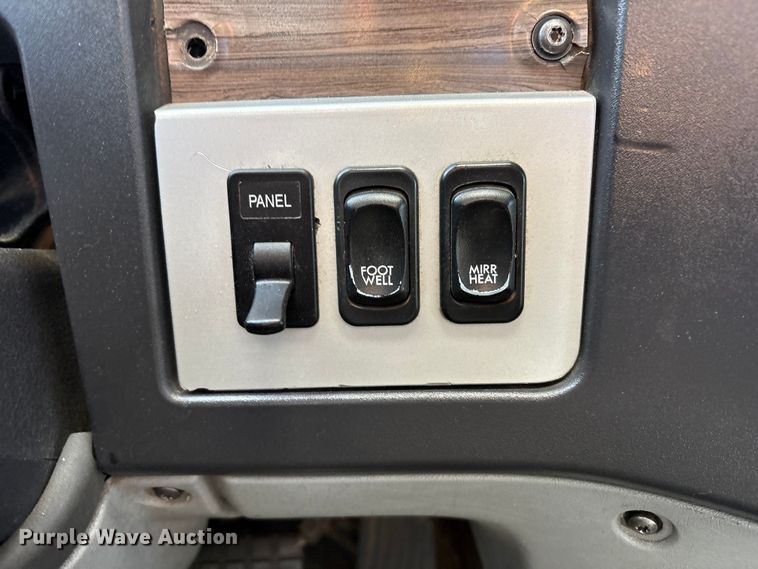 image for item EU4787 2014 Freightliner Coronado semi truck