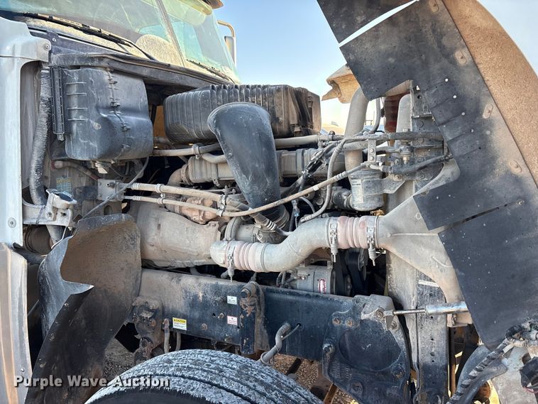 image for item EU4787 2014 Freightliner Coronado semi truck