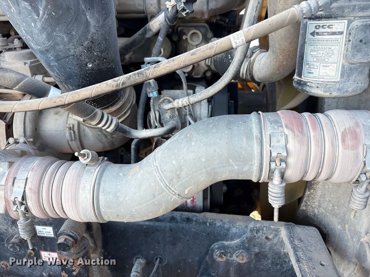 image for item EU4787 2014 Freightliner Coronado semi truck