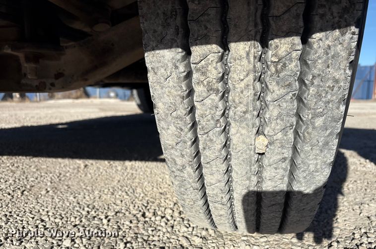 image for item EU4787 2014 Freightliner Coronado semi truck