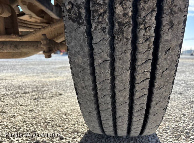 image for item EU4787 2014 Freightliner Coronado semi truck