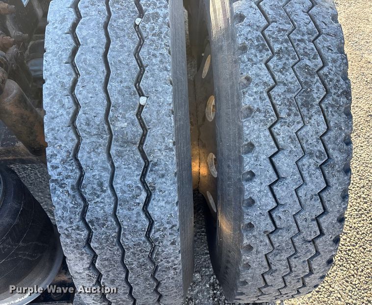 image for item EU4787 2014 Freightliner Coronado semi truck