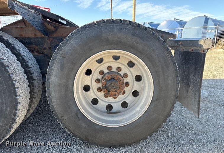 image for item EU4787 2014 Freightliner Coronado semi truck