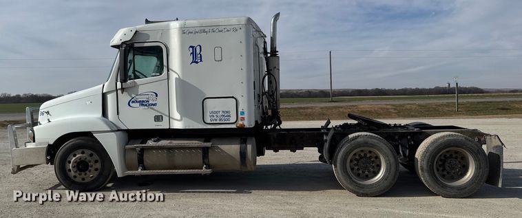 image for item EU6407 2005 Freightliner CST120 semi truck
