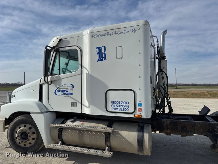 image for item EU6407 2005 Freightliner CST120 semi truck