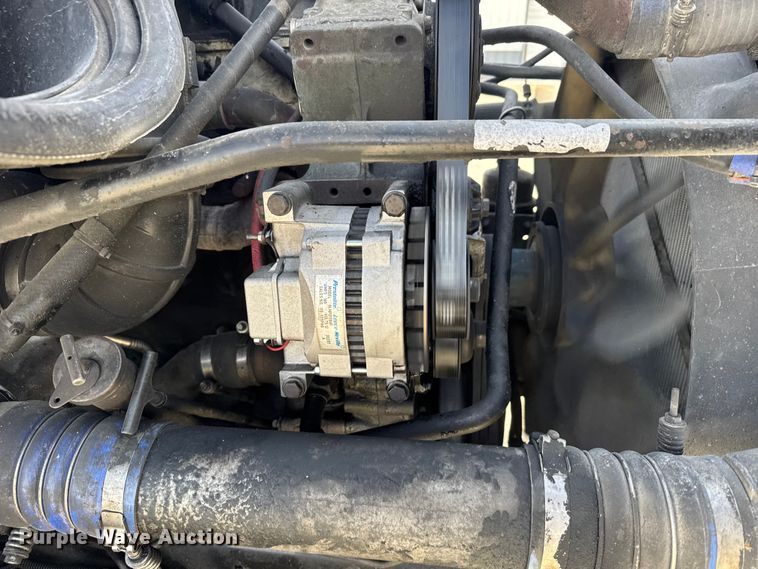 image for item EU6407 2005 Freightliner CST120 semi truck