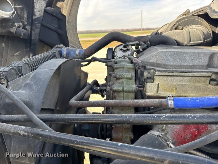 image for item EU6407 2005 Freightliner CST120 semi truck