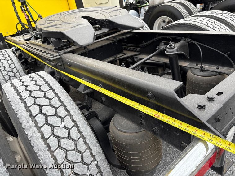 image for item EU7064 2021 Kenworth W900 semi truck