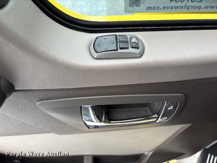 image for item EU7064 2021 Kenworth W900 semi truck