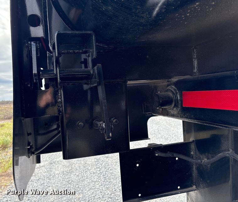 image for item EU7065 2025 De Lucio USA end dump trailer