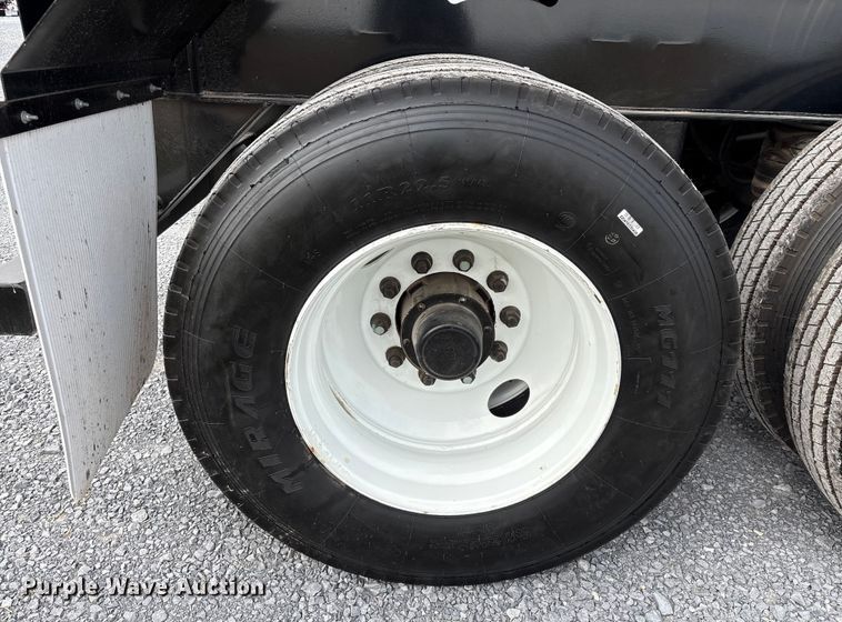 image for item EU7065 2025 De Lucio USA end dump trailer