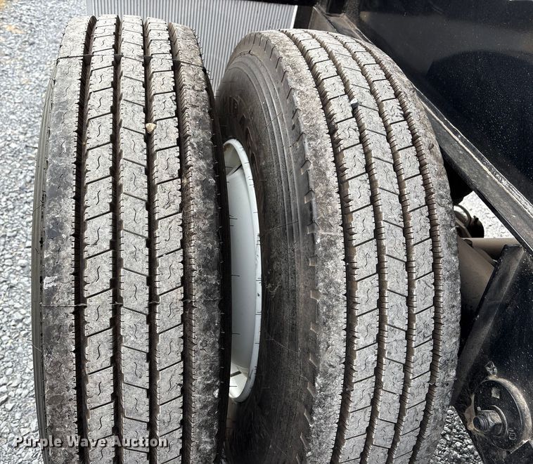 image for item EU7065 2025 De Lucio USA end dump trailer