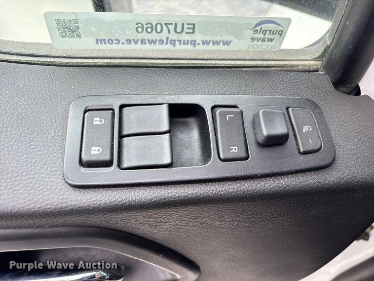 image for item EU7066 2022 Kenworth T680 semi truck