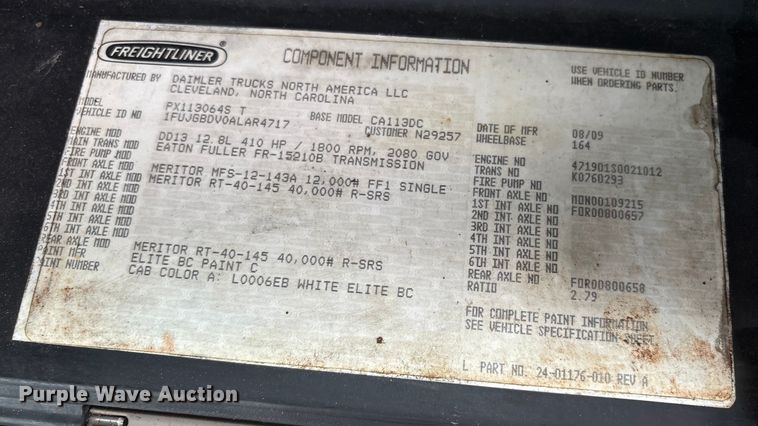 image for item EU7090 2010 Freightliner Cascadia semi truck