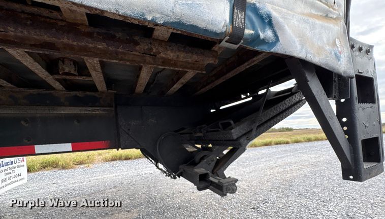 image for item EU7092 2016 Freightliner M2 side curtain box truck