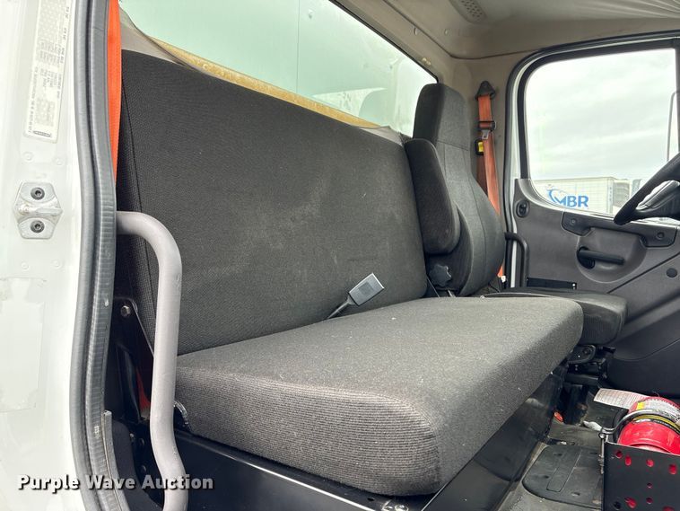 image for item EU7092 2016 Freightliner M2 side curtain box truck