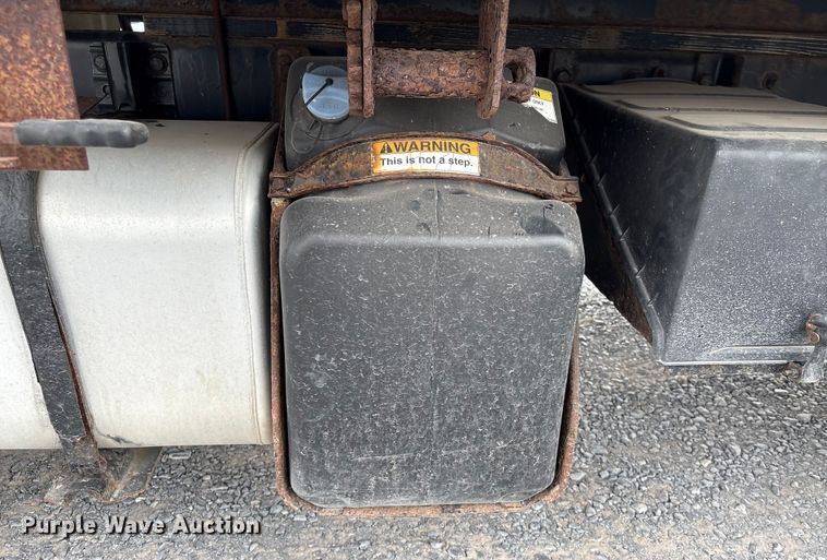 image for item EU7092 2016 Freightliner M2 side curtain box truck