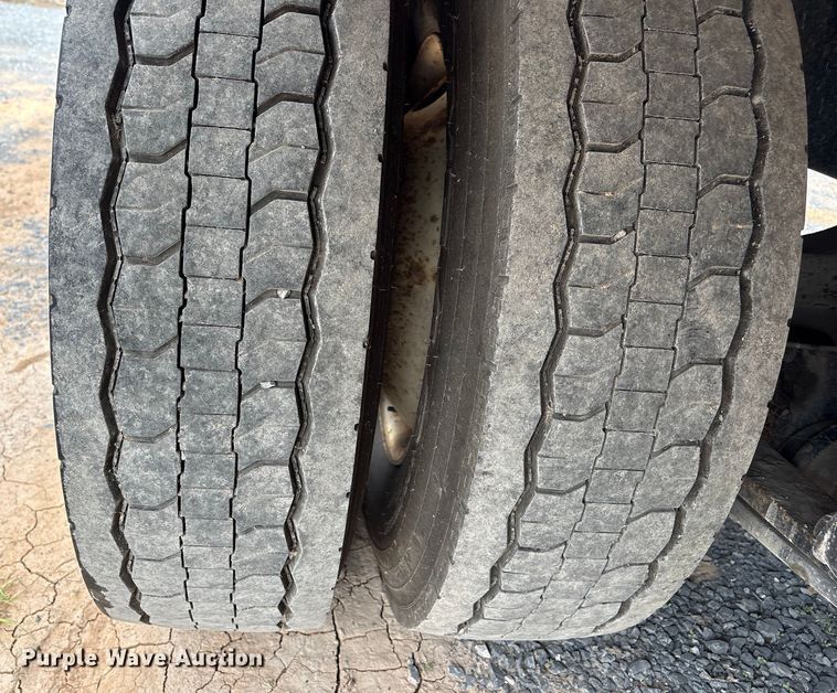 image for item EU7092 2016 Freightliner M2 side curtain box truck