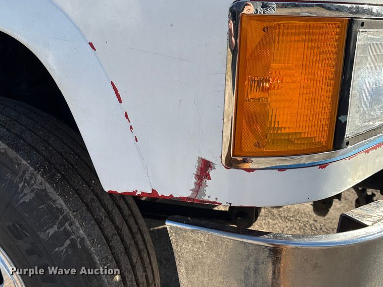 image for item EU7339 2000 Mack CH613 dump truck