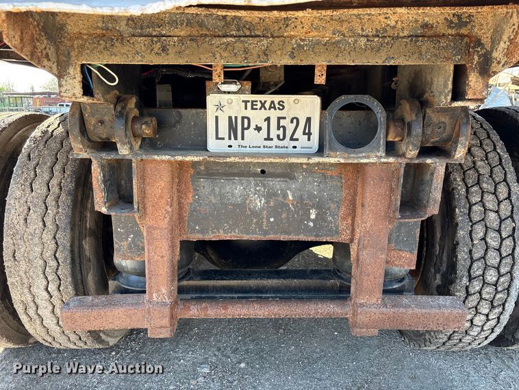 image for item EU7339 2000 Mack CH613 dump truck