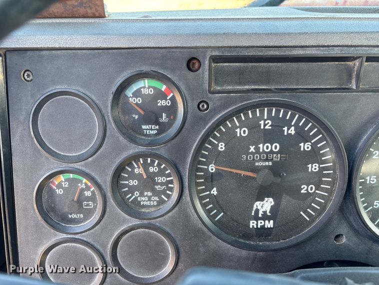 image for item EU7339 2000 Mack CH613 dump truck