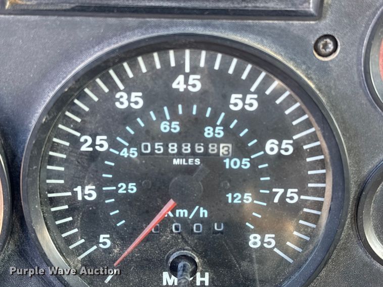 image for item EU7339 2000 Mack CH613 dump truck